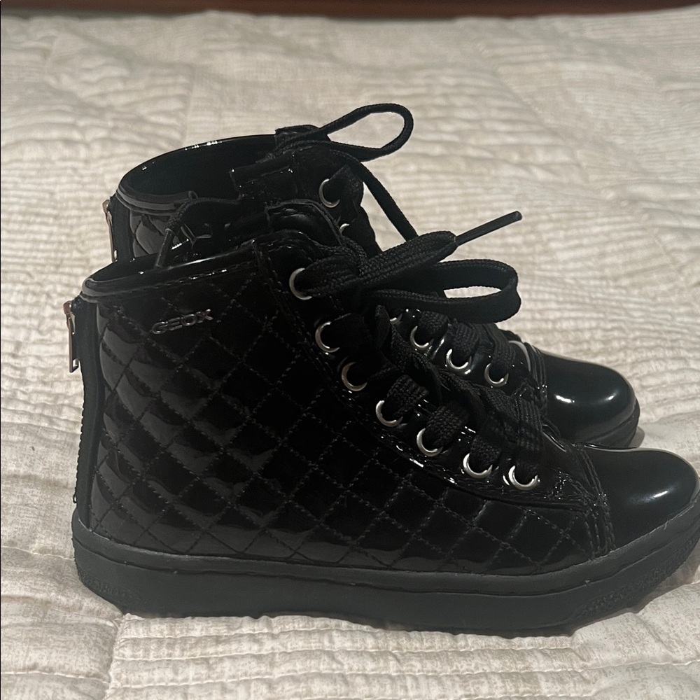 Geox Kids Black Quilted Boots. Size 11.5. GUC
